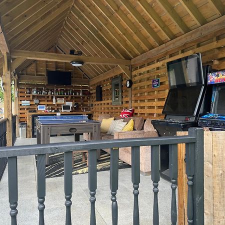 Villa Luxurious Oasis Relax 32C Pool, Jacuzzi Games Bar Deal Exterior foto